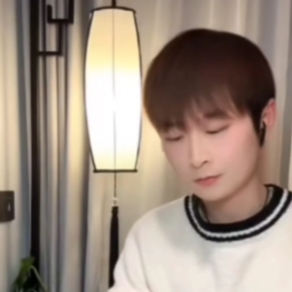 小宇  正在直播中......